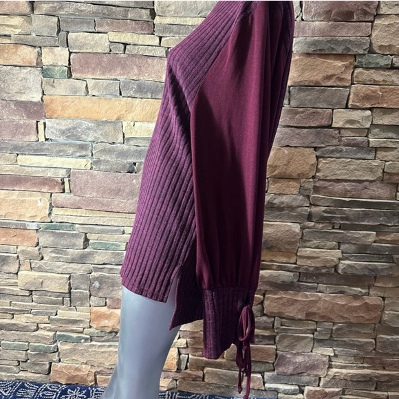 Sz XL Suzanne Betro Weekend Sweater - Picture 9 of 10